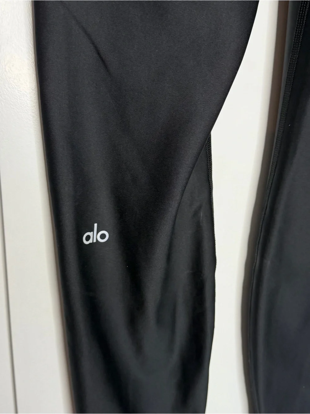 Alo high waist air lift leggings medium black full length 28” athletic yoga